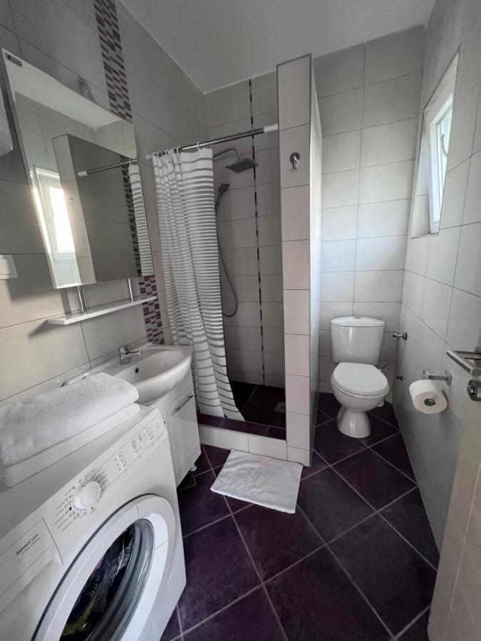 Apartmani Vivami Будва Екстер'єр фото